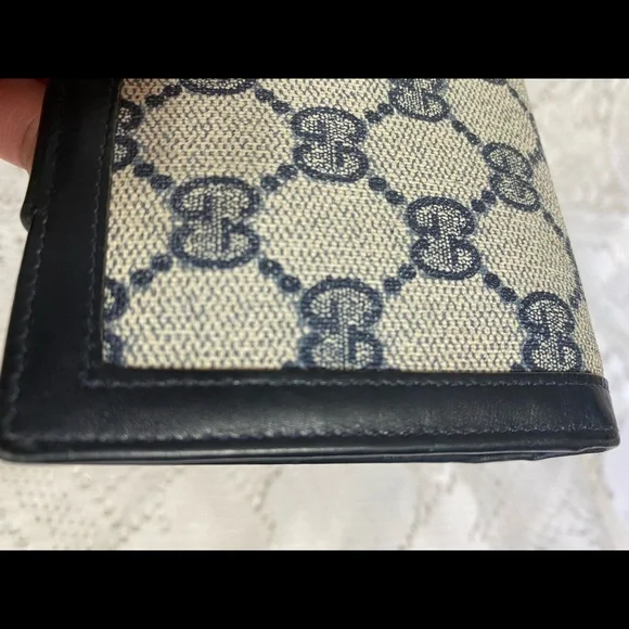 ✅SOLD✅AUTHENTIC VINTAGE GUCCI MINI COMPACT WALLET LEATHER - Picture 11 of 16